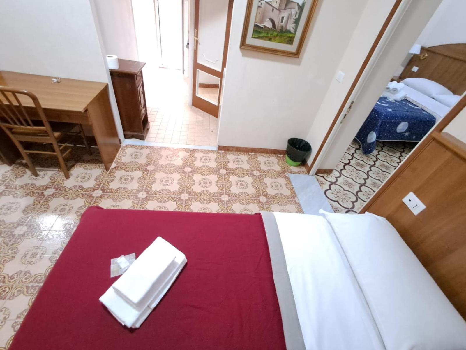 Nahid Accommodation Rom Eksteriør billede