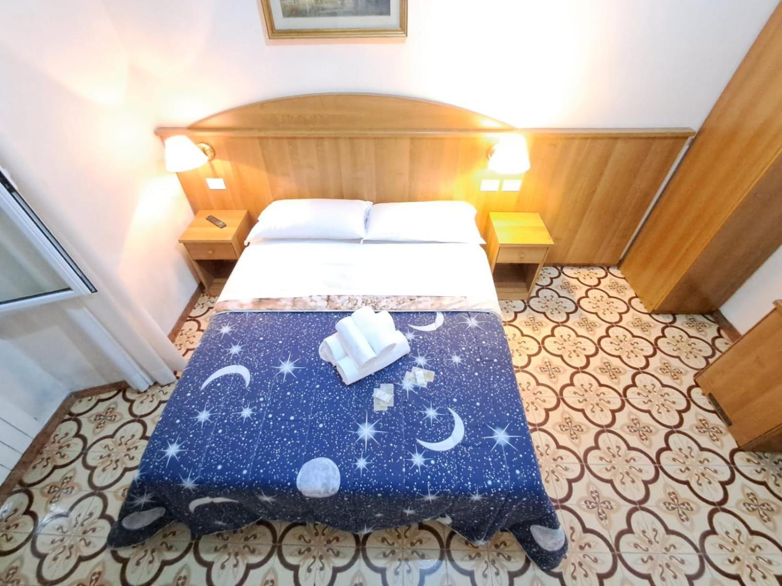 Nahid Accommodation Rom Eksteriør billede